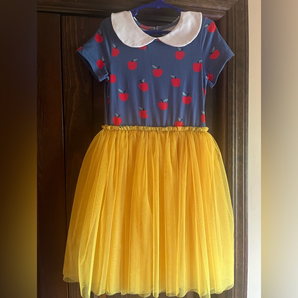 Taylor Joelle Snow White inspired dress, size 7
